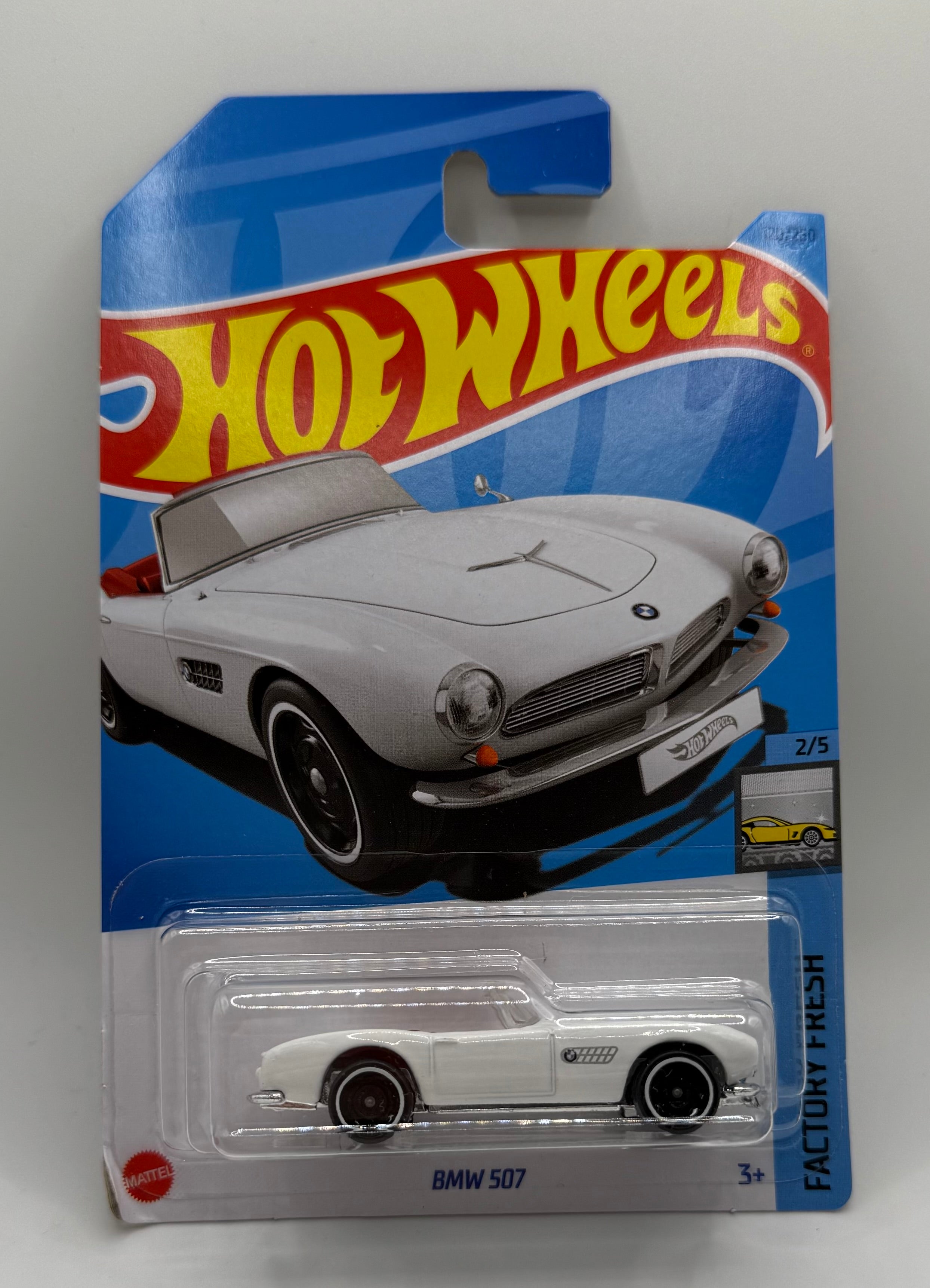 Hot Wheels 2023 BMW 507 Convertible white