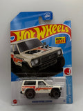 Hotwheels Nissan Patrol Custom White